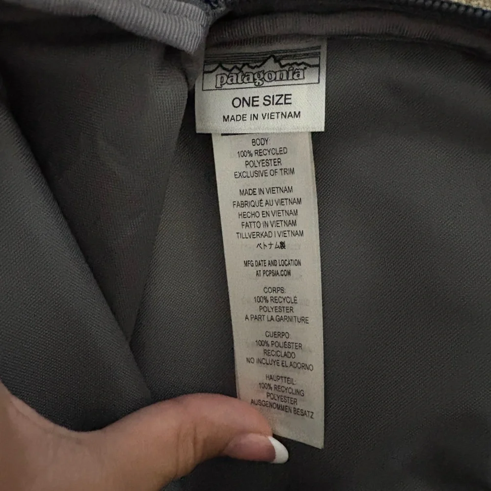 Patagonia Refugio Daypack 26L - Gray - Picture 9 of 9